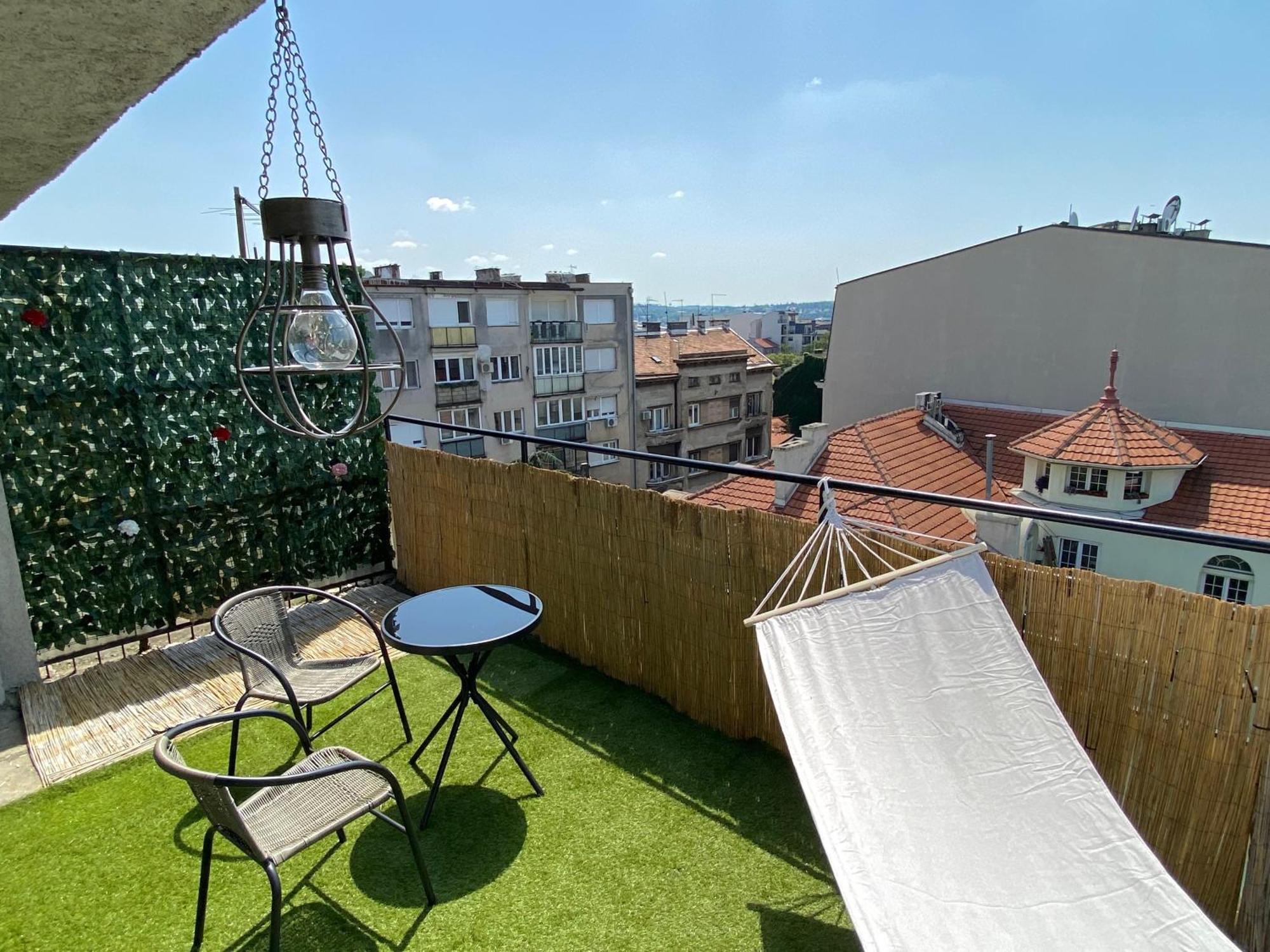 Appartamento Panorama Royal Vracar Belgrado Esterno foto